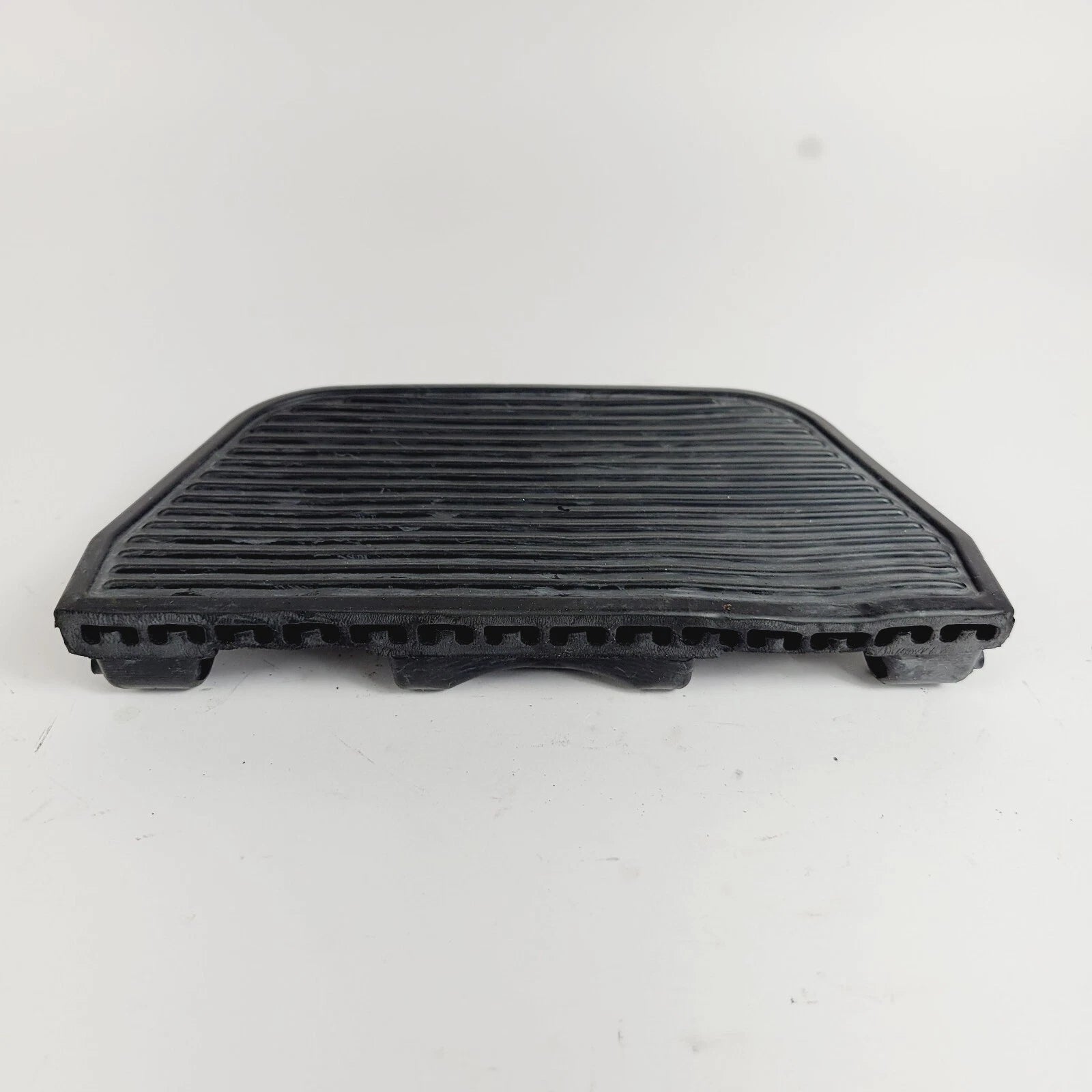 Rear Passenger Foot Floor Bord Pan Insert for Harley Touring Softail (2006)