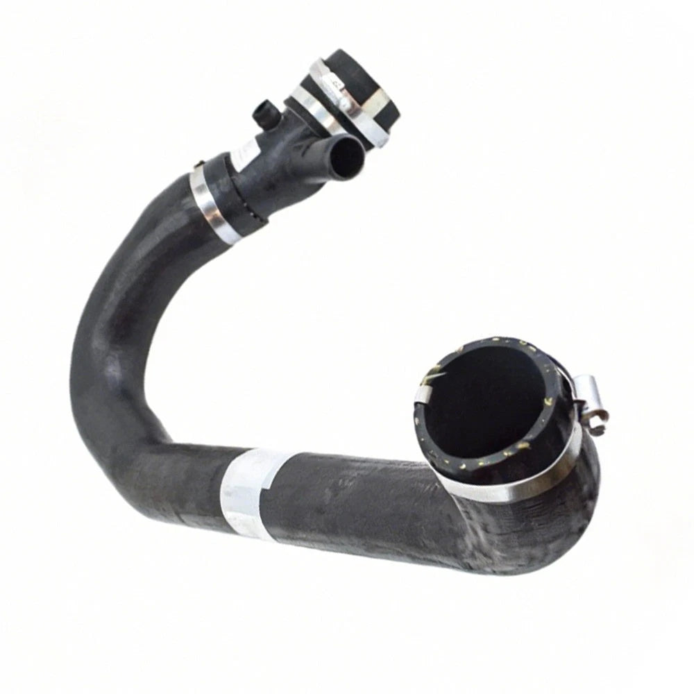 Intercooler to Throttle Body Hose for Range Rover Evoque 2.0L (2012–2019) LR024305