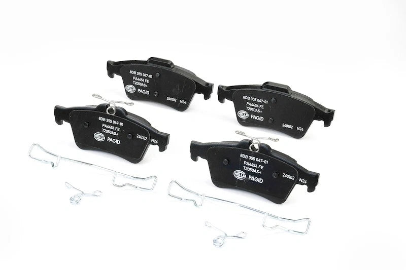 Set of 4 Rear Disc Brake Pads for Ford Transit Connect, Escape (2010–2013)
