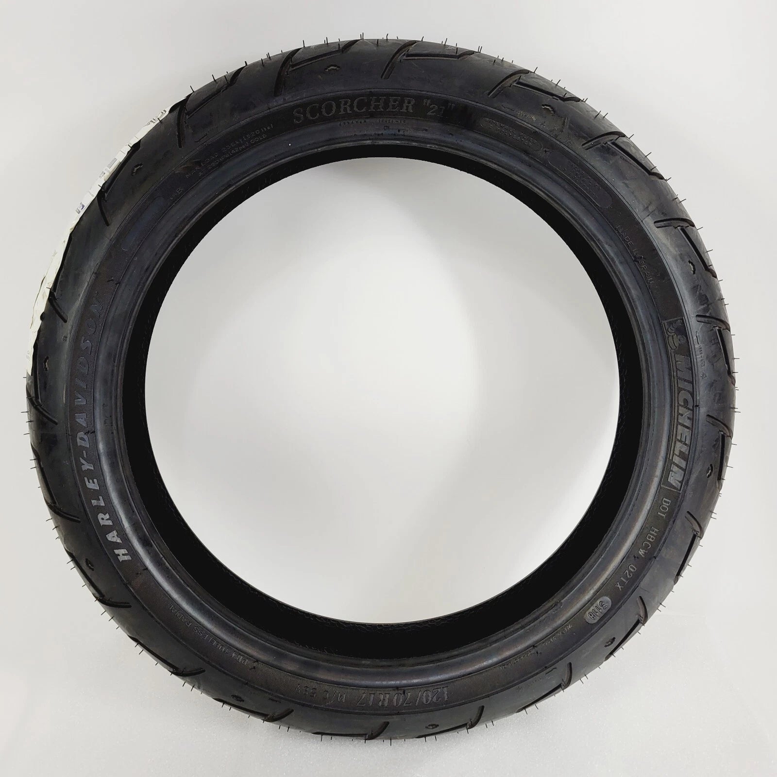 Michelin Scorcher 21 Front Tire for Harley-Davidson (120/70R17)