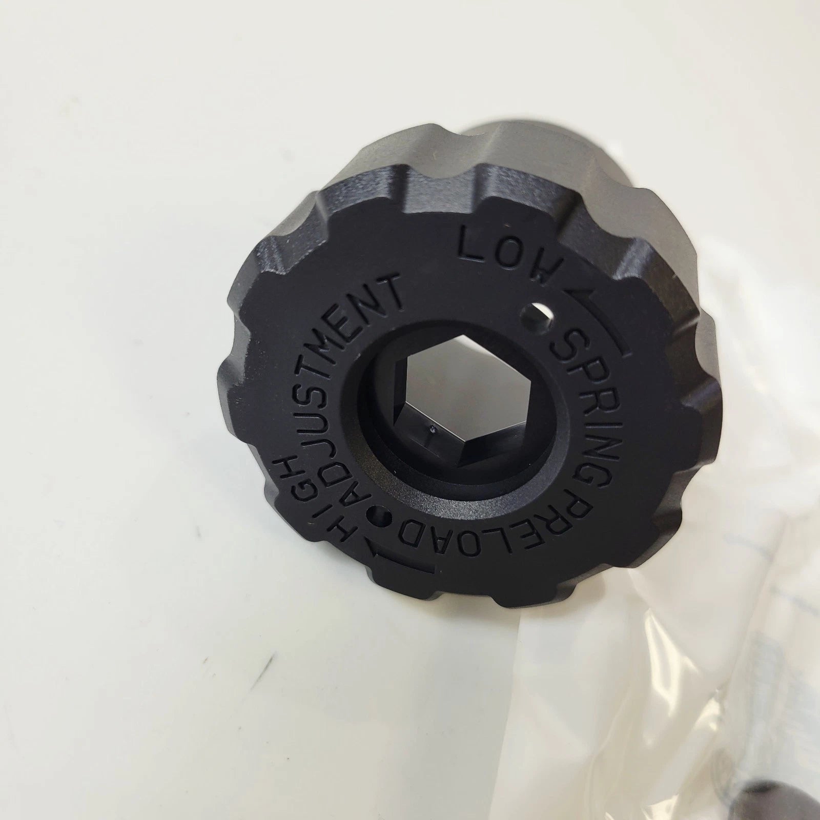 Rear Shock Adjuster Knob for Harley-Davidson Touring (2017–Present) 54000141
