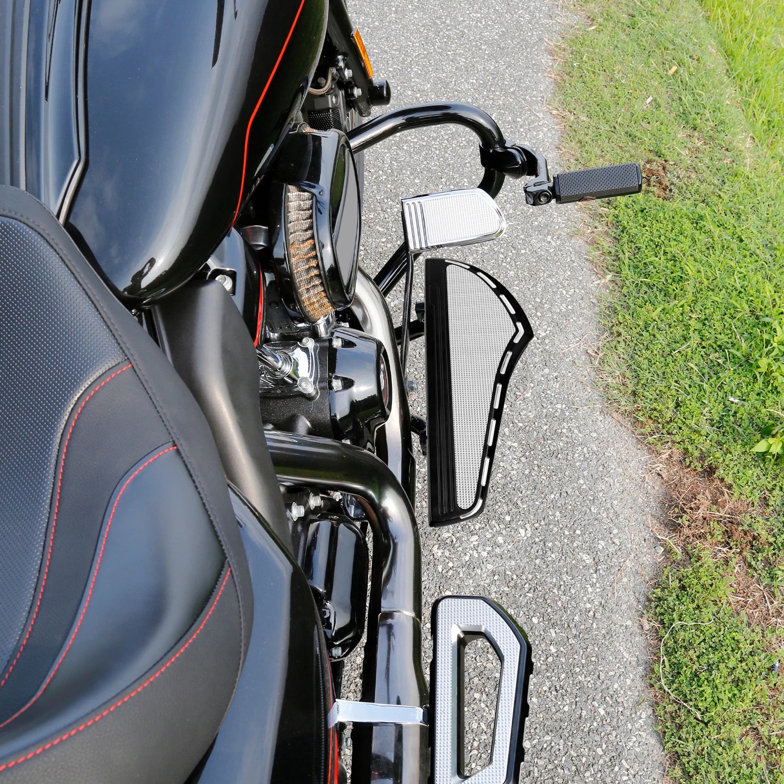 Driver Passenger Floorboard Footboard for Harley Electra Road Glide (2020–2023)