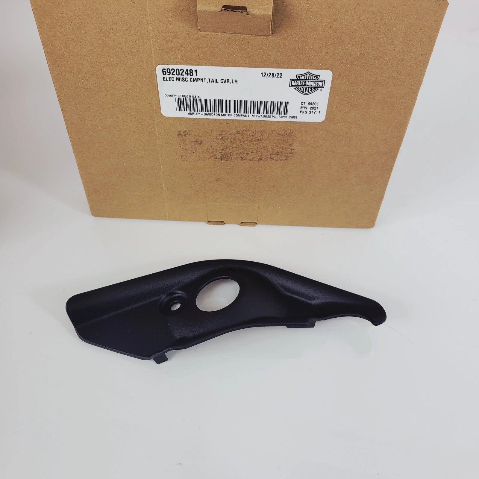 OEM Rear Left Tail Cover Fairing for Harley-Davidson Sportster S (2021–2025) 69202481