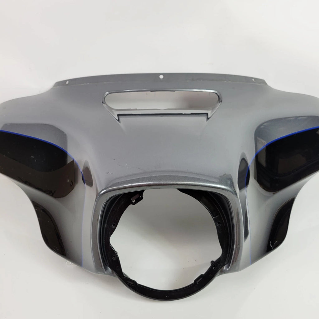 Front Fairing for Harley-Davidson (2014–2023) - Gauntlet Gray Metallic/Vivid Black