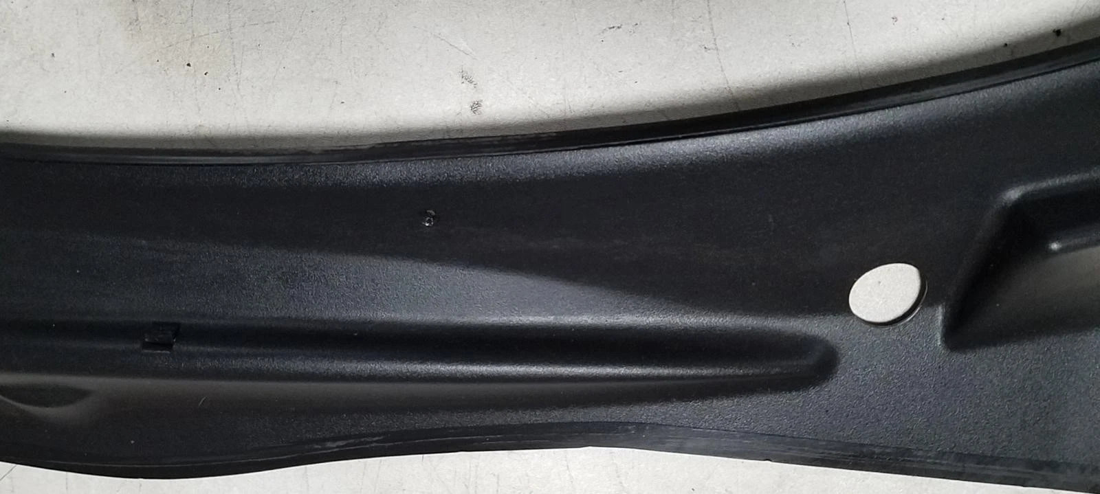 Cowl Panel LH for Lincoln Mark VIII (1993–1996)