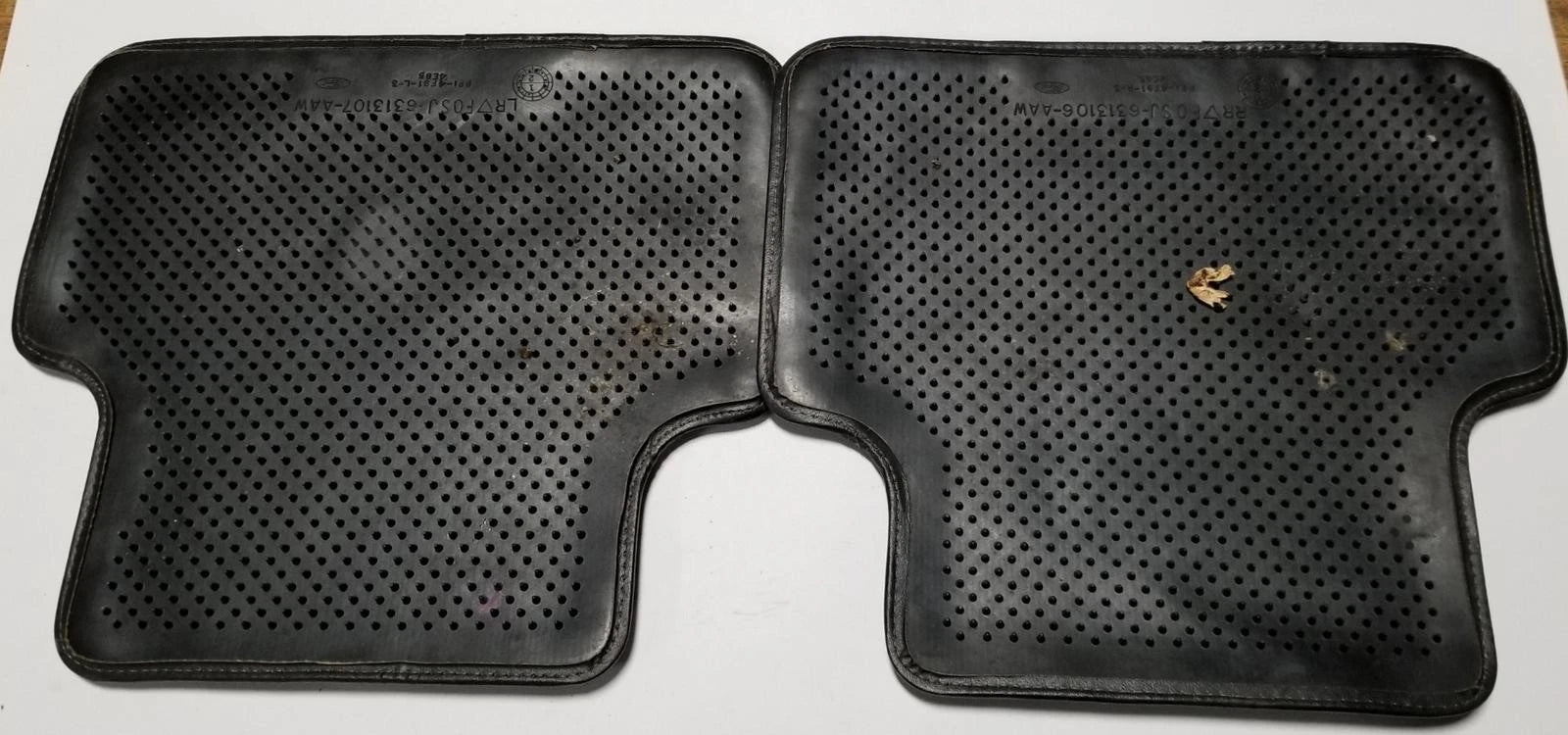 Set of 2 Rear Floor Mats for Ford Thunderbird Cougar (1989–1993) OEM Black