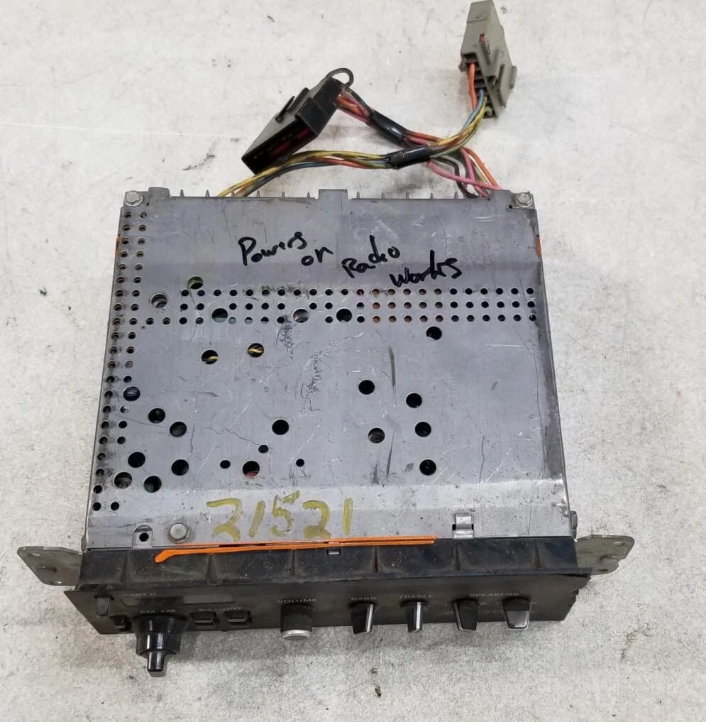 AM FM Radio for Lincoln Mark VII Town Car (1988–1989) E7AF-18B827-AA