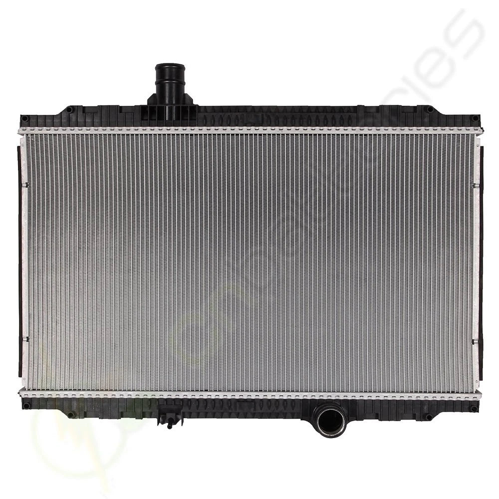 Aluminum Truck Radiator for Kenworth T370, Peterbilt 325, 330 (2008–2010)