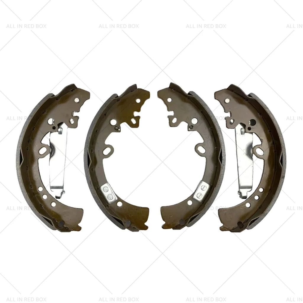 4x Drum Brake Shoes for Toyota Hilux GGN25 KUN25 KUN26 4WD SR5 (2005–2016)
