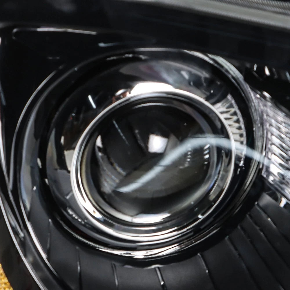 Headlight Set for Chrysler 300 (2011–2014) Black Housing Halogen