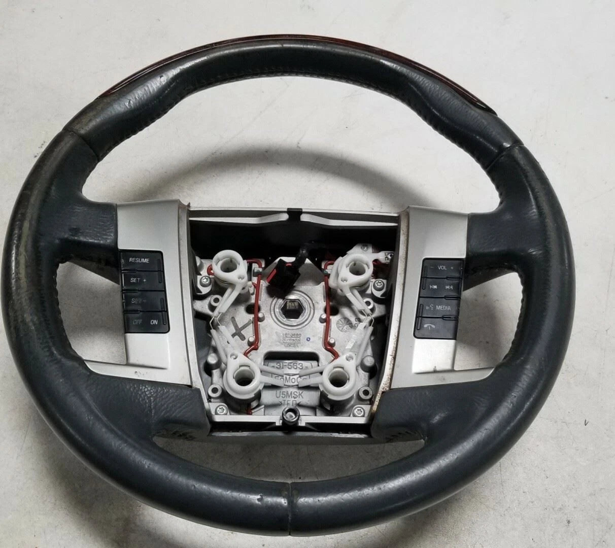 Steering Wheel for Ford Flex (2009–2012) Gray with Wood Accent