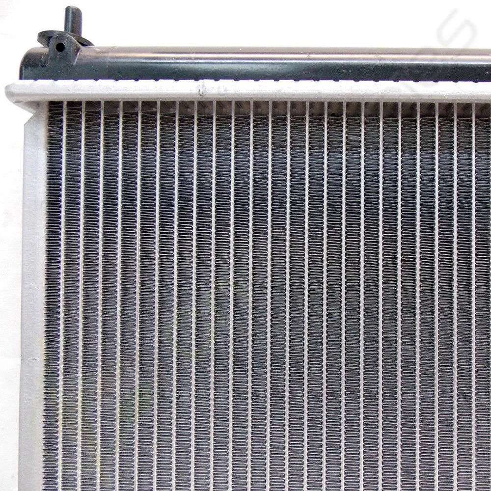 Aluminum Radiator for Infiniti G35 (2003–2005)