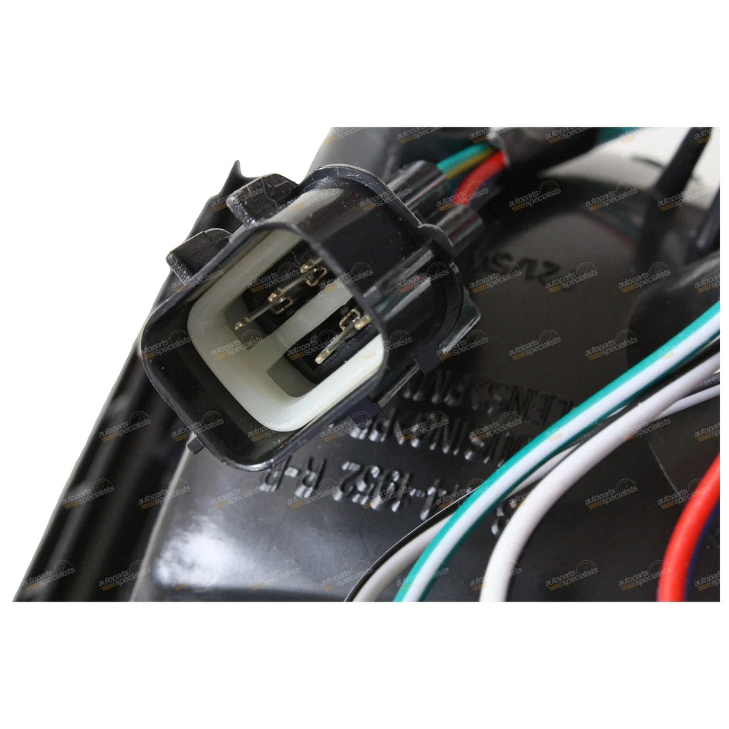 RH TailLight for Mitsubishi Triton (1996-2001)