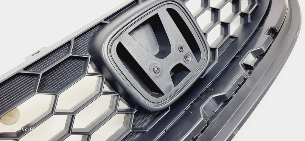 Front Bumper Upper Grille Base for Honda Civic (2013–2015) 71121-TR3-A1