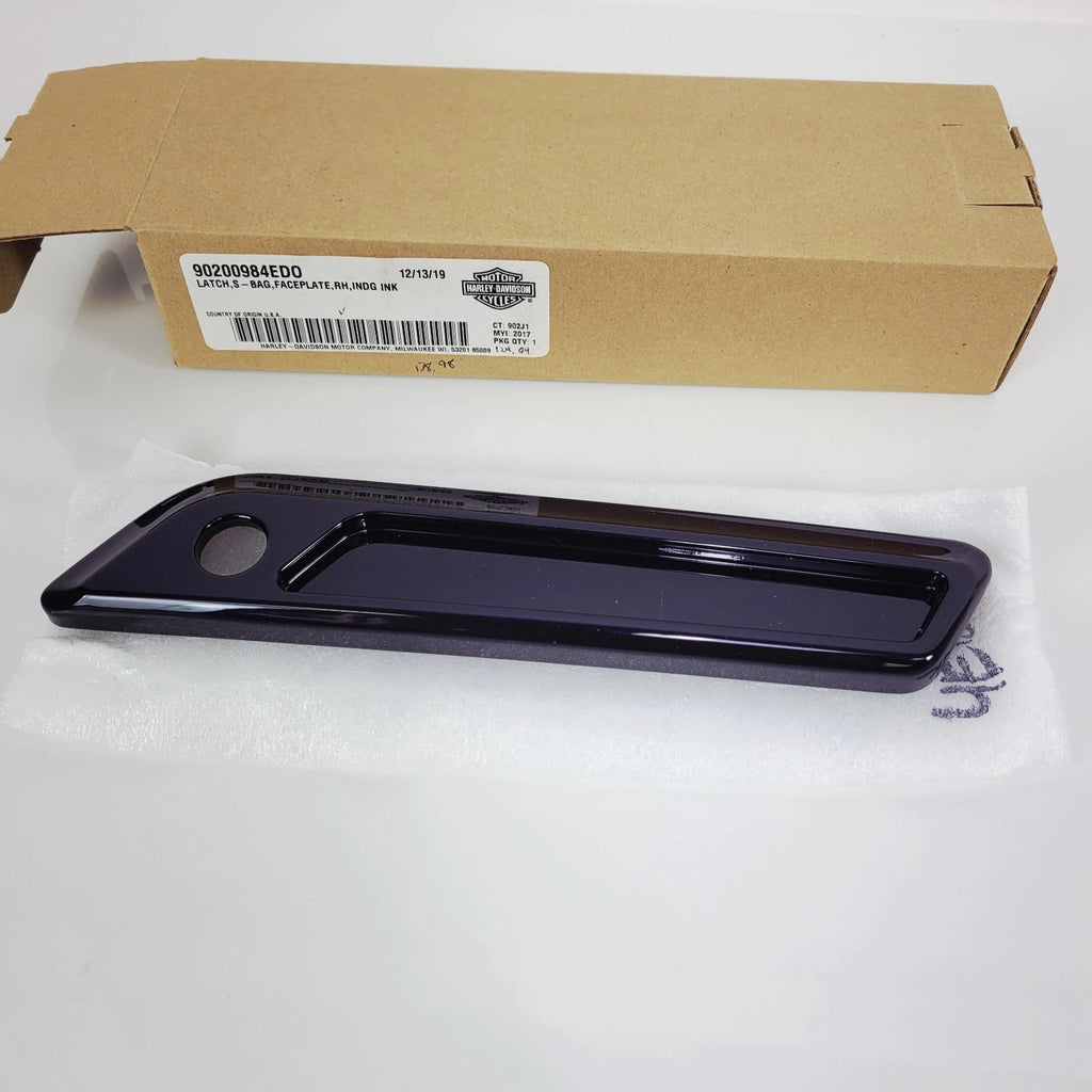 Right Saddlebag Latch for Harley-Davidson Street Glide CVO (2017) - Cobalt, Indigo Ink