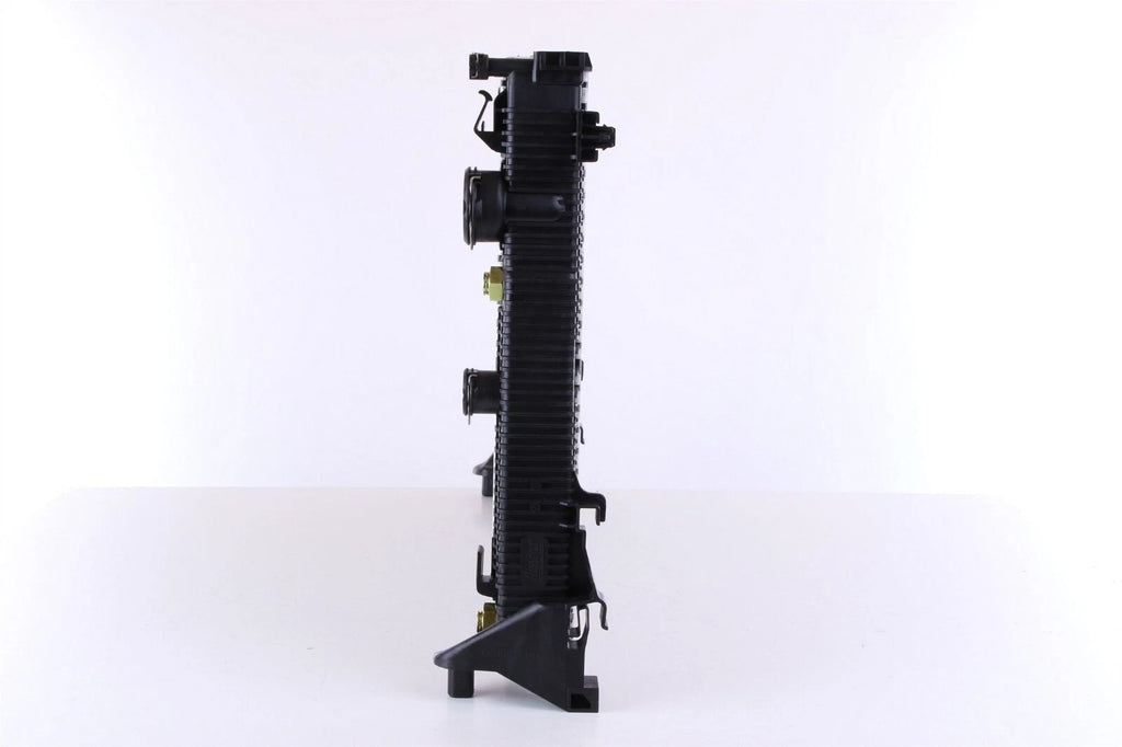 Nissens Radiator 67162 for Mercedes-Benz C218 W204 W212 X204 (2010–2016)
