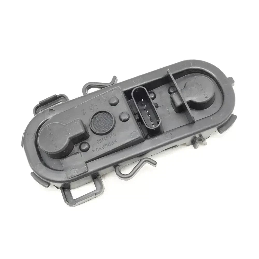 Rear Tail Light Socket Holder + Plug for BMW X1 (2016–2019)