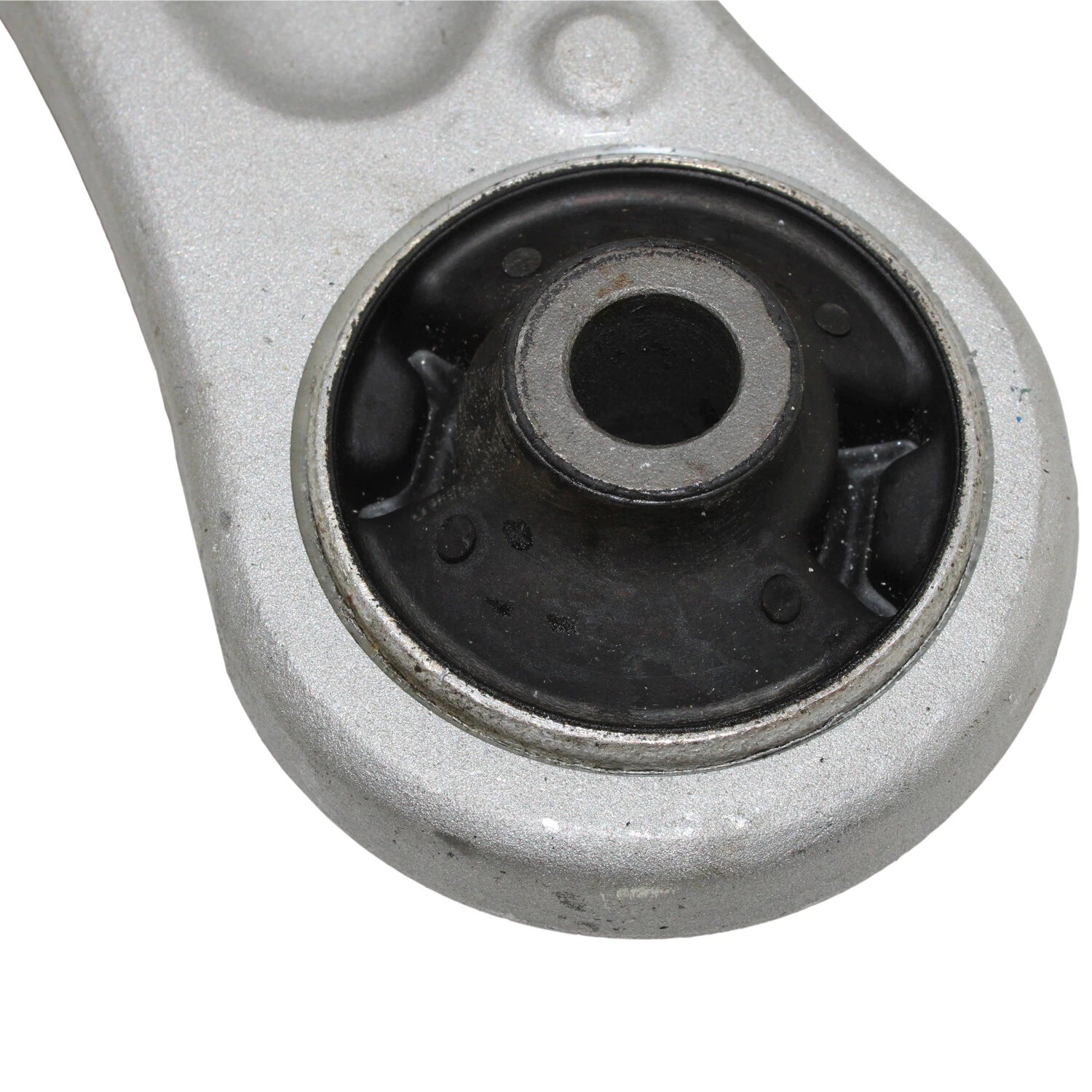 Lower Control Arm for Chevrolet Cobalt, HHR, G5 (2005–2010)