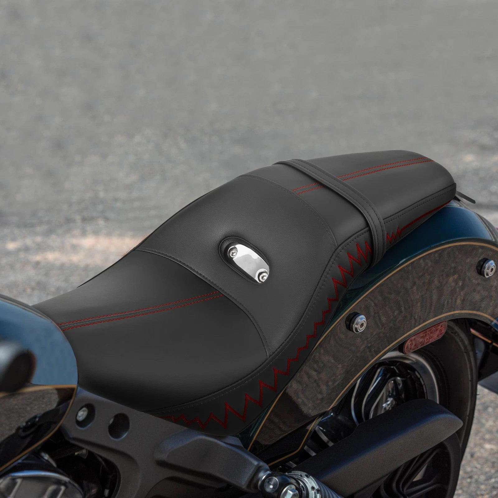 Black Rider & Passenger Seat for Indian Scout (2015–2023) Sixty (2016–2023)