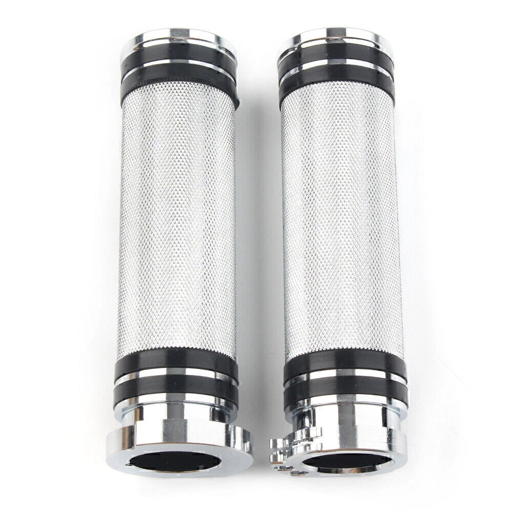 Handlebar Hand Grips for Harley Sportster Dyna Softail Touring V-Rod (2000–2023) Chrome