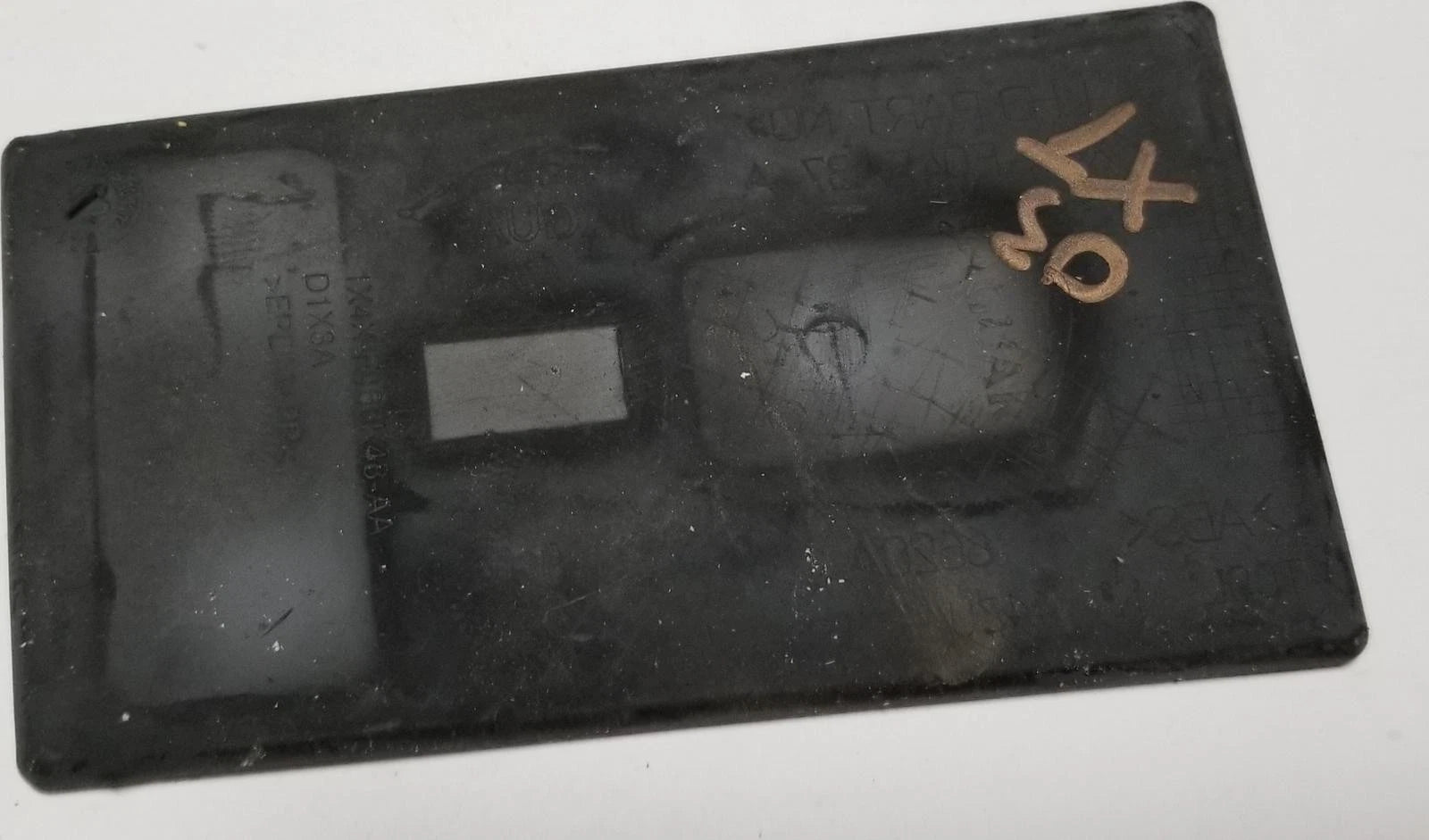 Center Console Bottom Rubber Finishing for Jaguar X-Type (2002–2008)