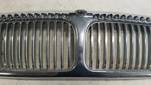 Grill Grille with Emblem for Jaguar XJ8 VDP (1998–2003)