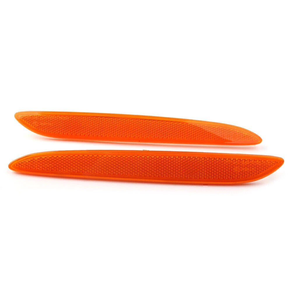 1 Pair Rear Bumper Trim Side Reflector for Jaguar XJ (2010–2017) - Yellow