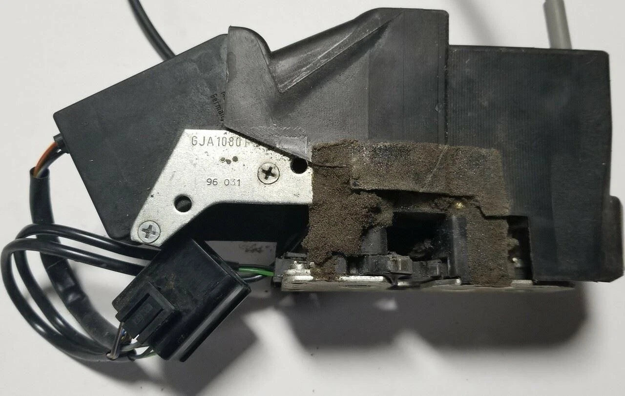 Door Latch Lock RH for Jaguar XK8 XKR X100 (1997–2006)