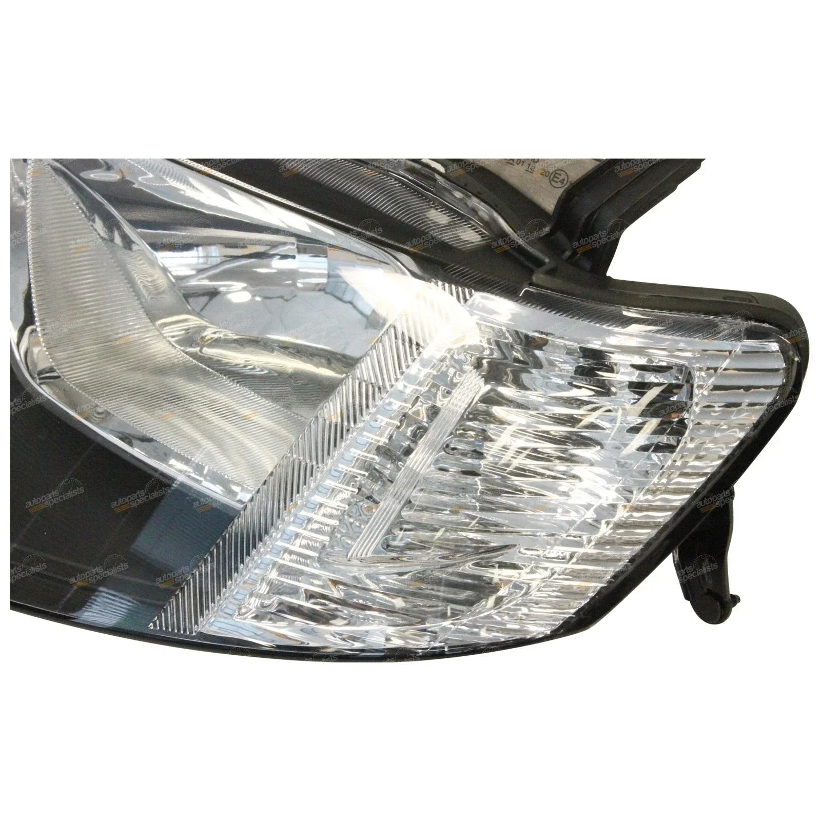 Left Hand Headlight with Clear Blinker for Mitsubishi Triton (2006-2009)