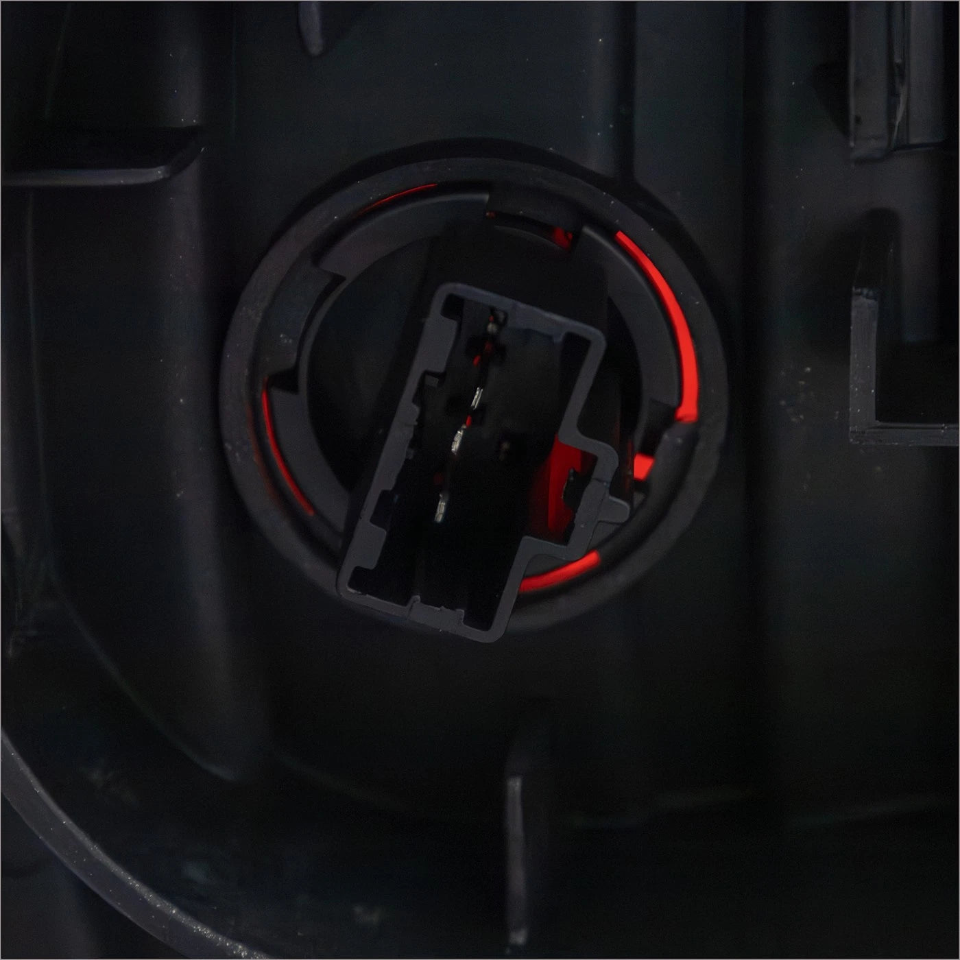 Tail Light for Honda Accord (1998–2000) Passenger Side Outer Halogen