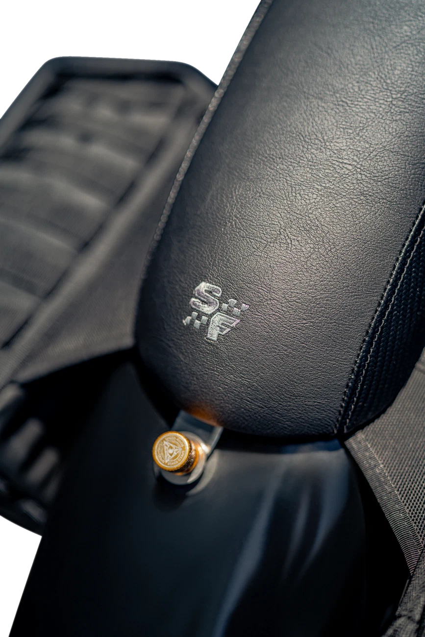 Drifter Seat for SLYFOX (XL) - Black Vinyl, Carbon Fiber, Slipstop