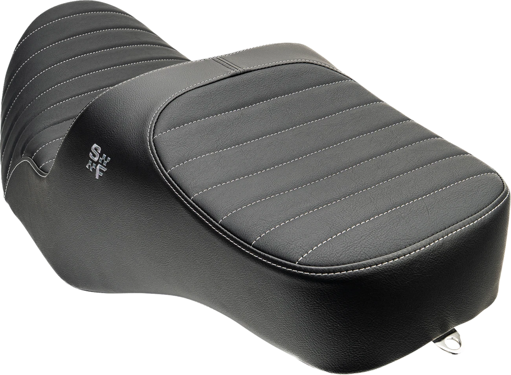 Chariot Seat for Harley FLH/FLT (2009–2023) - Silver Classic Stitch