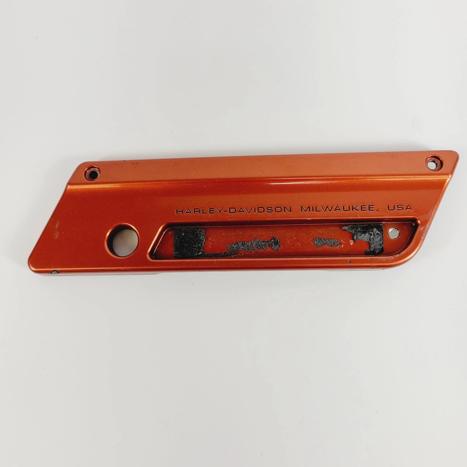 Right Side Saddlebag Latch Cover for Harley Davidson Touring (1993–2013) 90601-93A