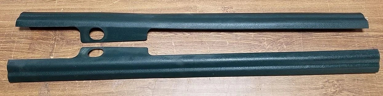 Lower Seat Panel Set for Ford Thunderbird Cougar (1994–1997)