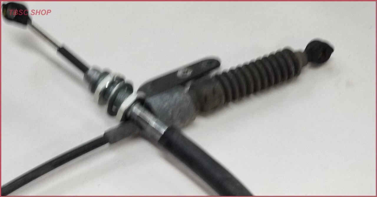 Shift Cable for Jaguar XJ8 XJR VDP (2004–2009)