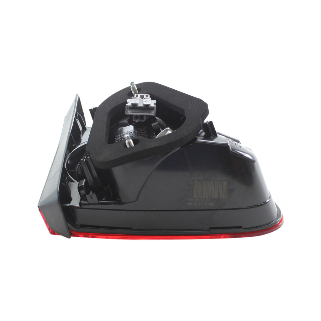 Hella Right Inner Tail Light for 009692101