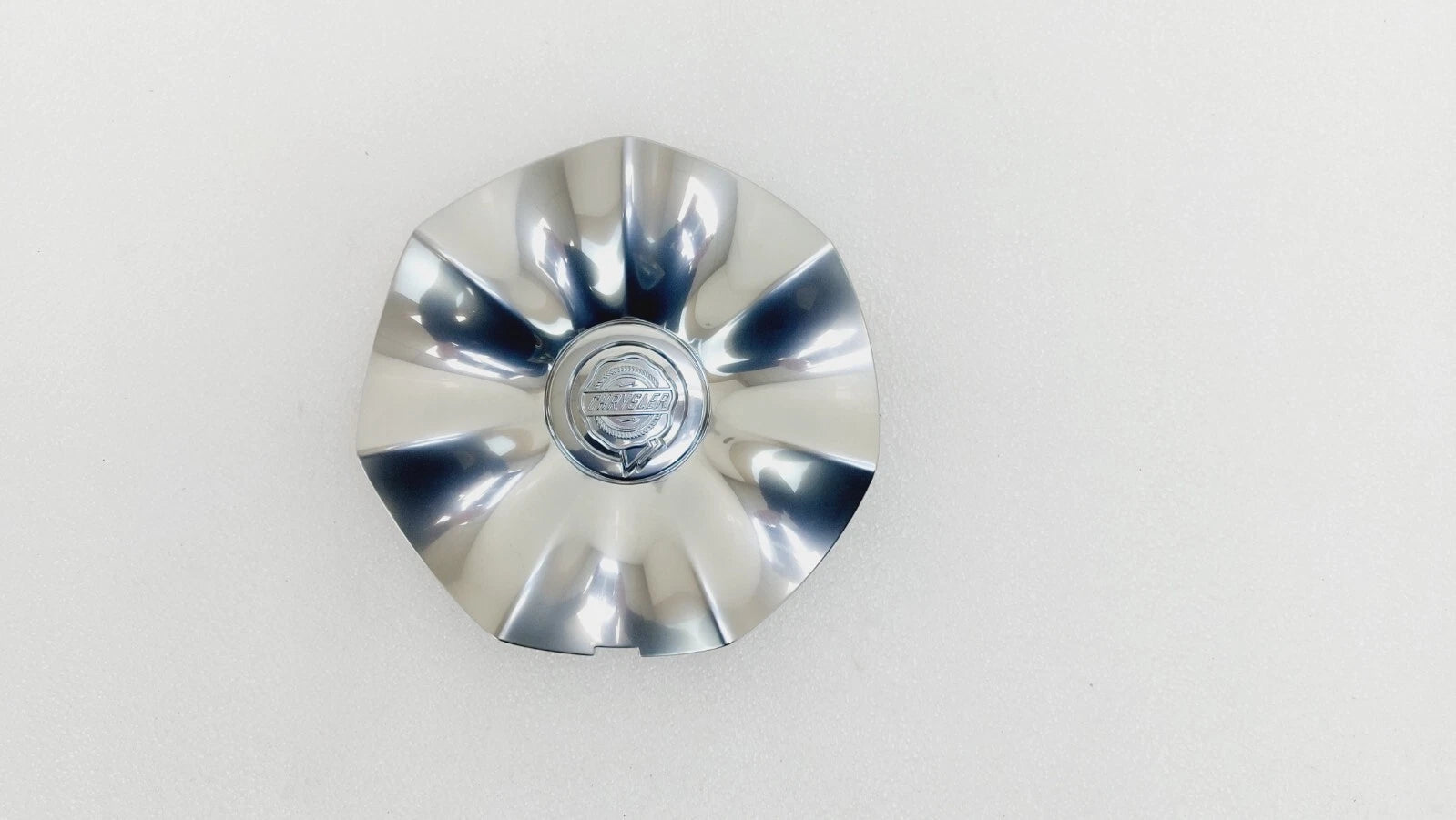 Center Cap for Chrysler Town & Country (2008–2010) 04721717AA