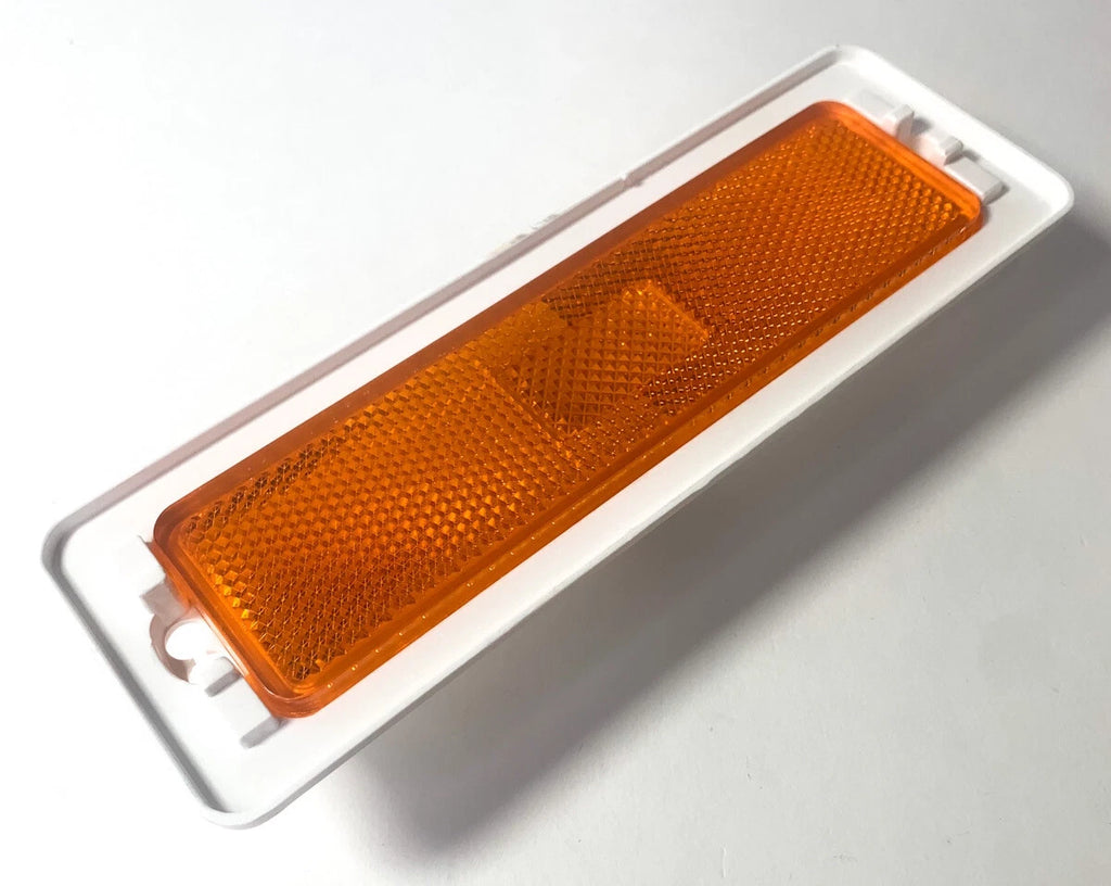 Front Amber Side Marker Lamp Light Assemblies for 1970–1974 Chevy Nova