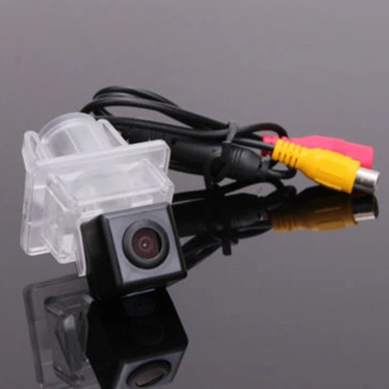 Water-proof CCD Camera 170° 12V IP66 420 TVL 656(H) x 492(V)