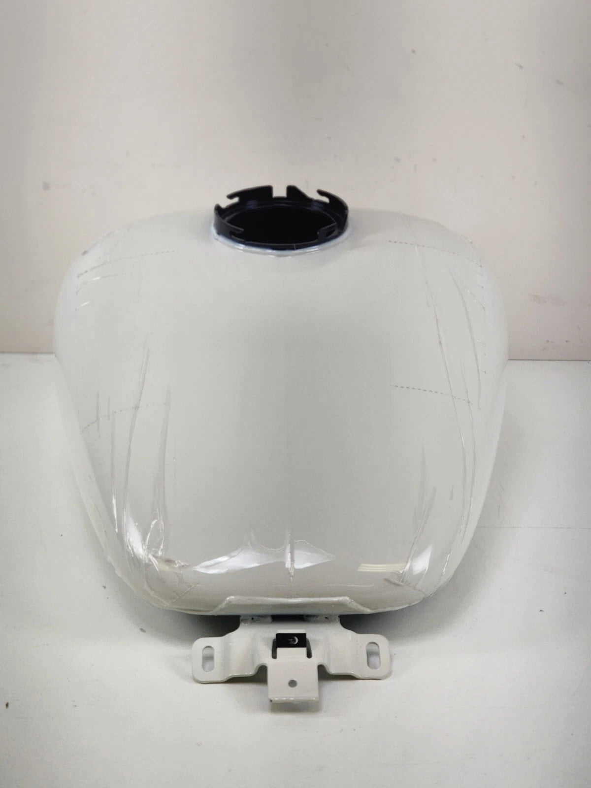 6 Gal Fuel Tank for Harley-Davidson Touring (2008–2023) 61389-08AV