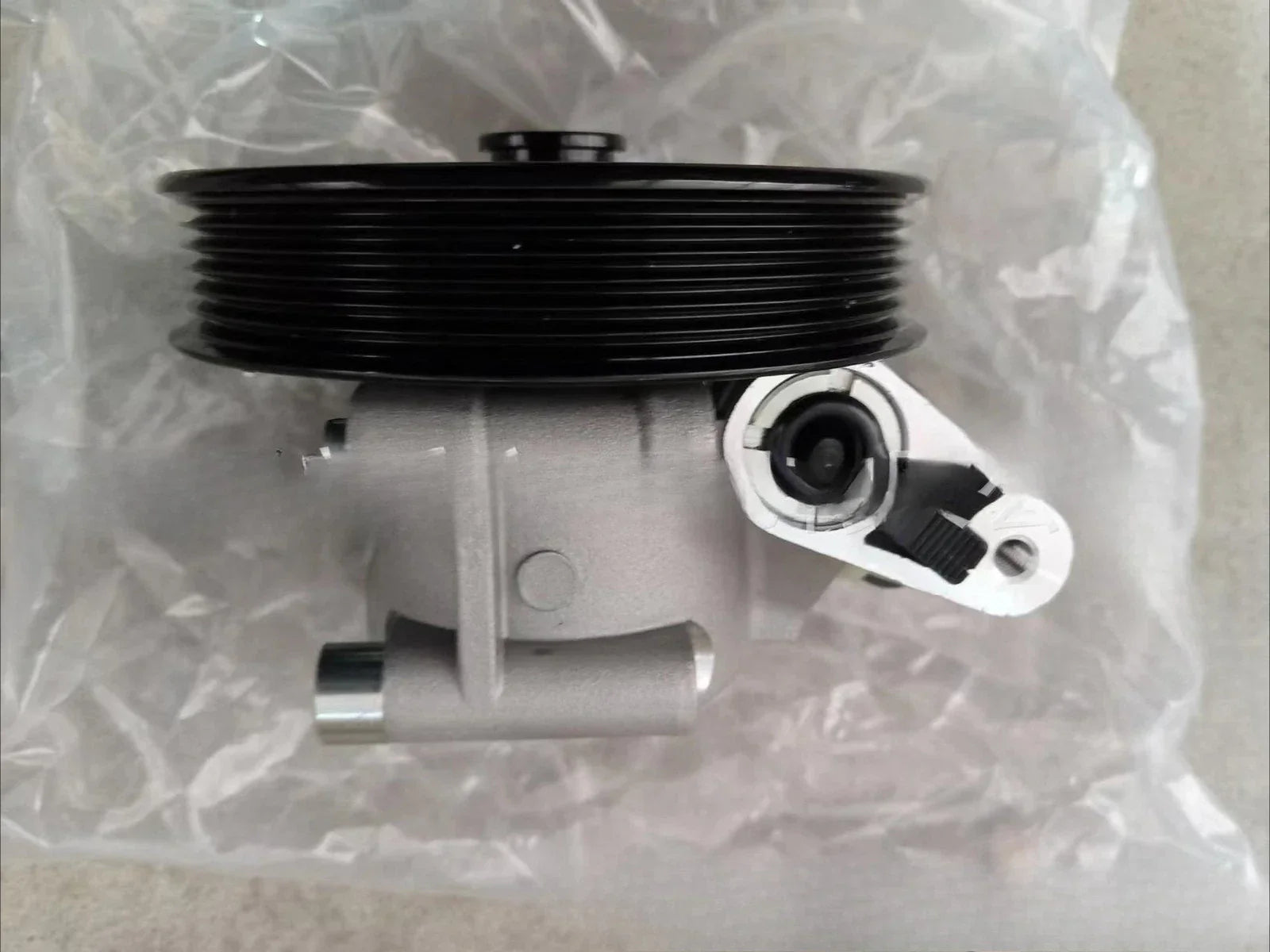 Power Steering Pump w/ Pulley for Ford F-150 (2011–2014)