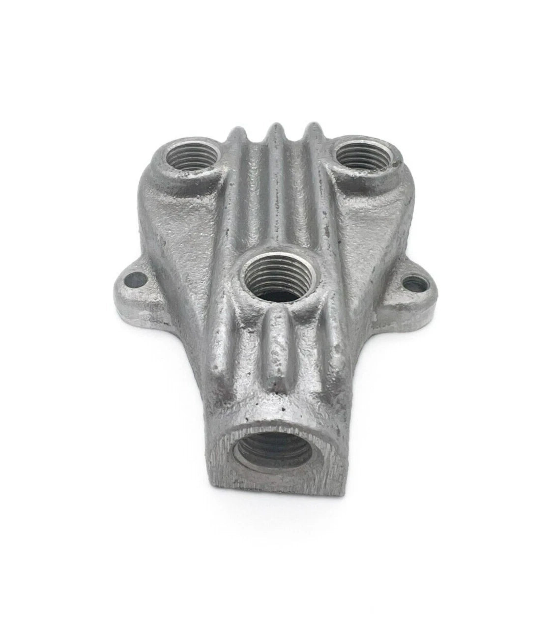 3 Port Unpolished Triangle Finned Fuel Distribution Block for Hot Rods (—)