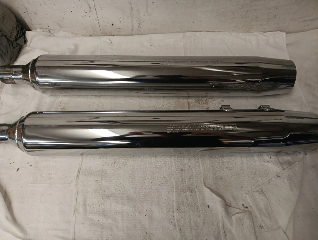 Slip On Exhaust for Harley-Davidson Tri Glide (2017) #64900244