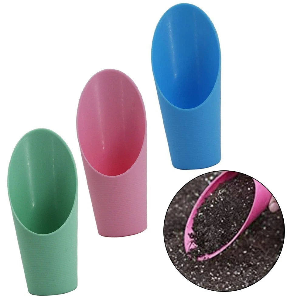 Set of 4 Indoor Potting Garden Tools - Plastic Shovels
