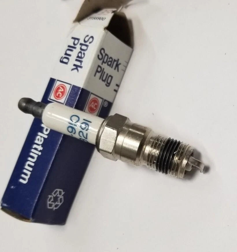 8 Pack ACDelco Platinum Spark Plugs 41-910 for GM