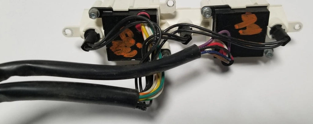 Front Seat Warmer Switch Harness Assembly for Lincoln Continental (1998–2002)