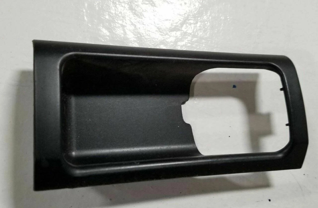 Rear LH Door Handle Cup Insert for Lincoln LS (2000–2002)