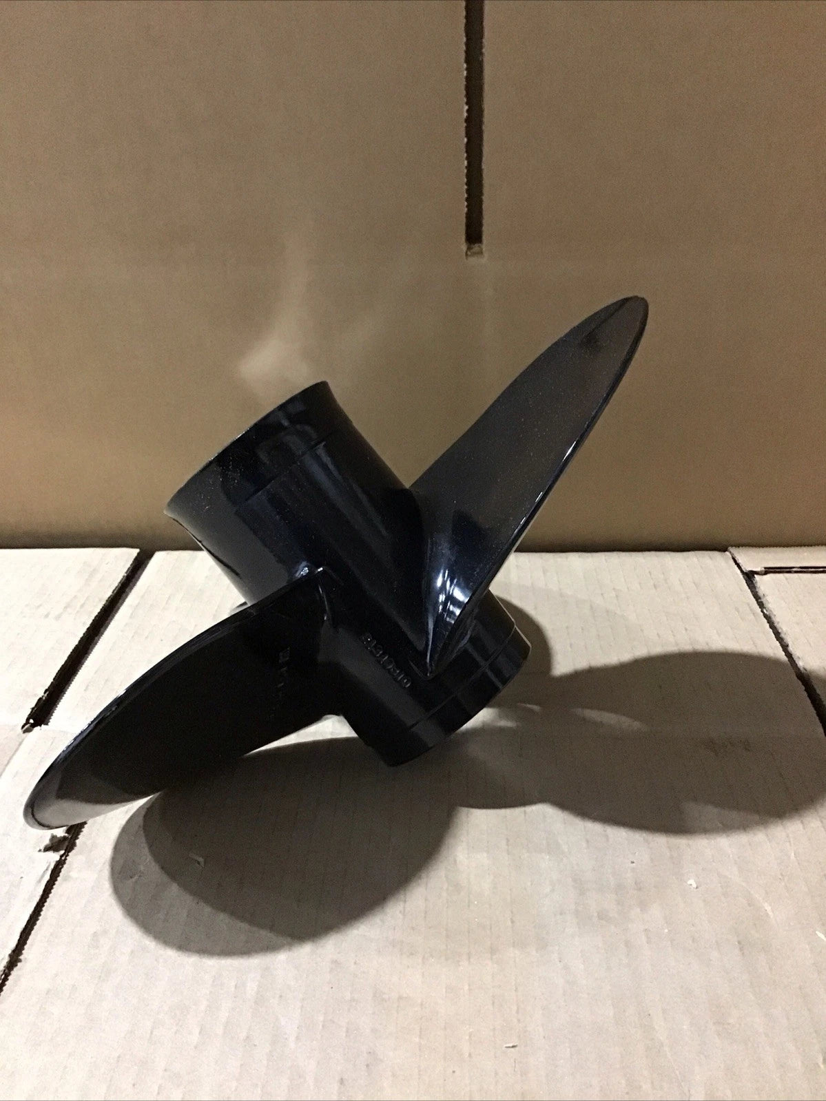 Turning Point Hustler 3 Blade Propeller 12.5x8P 2131-0810 for Boats (Used)