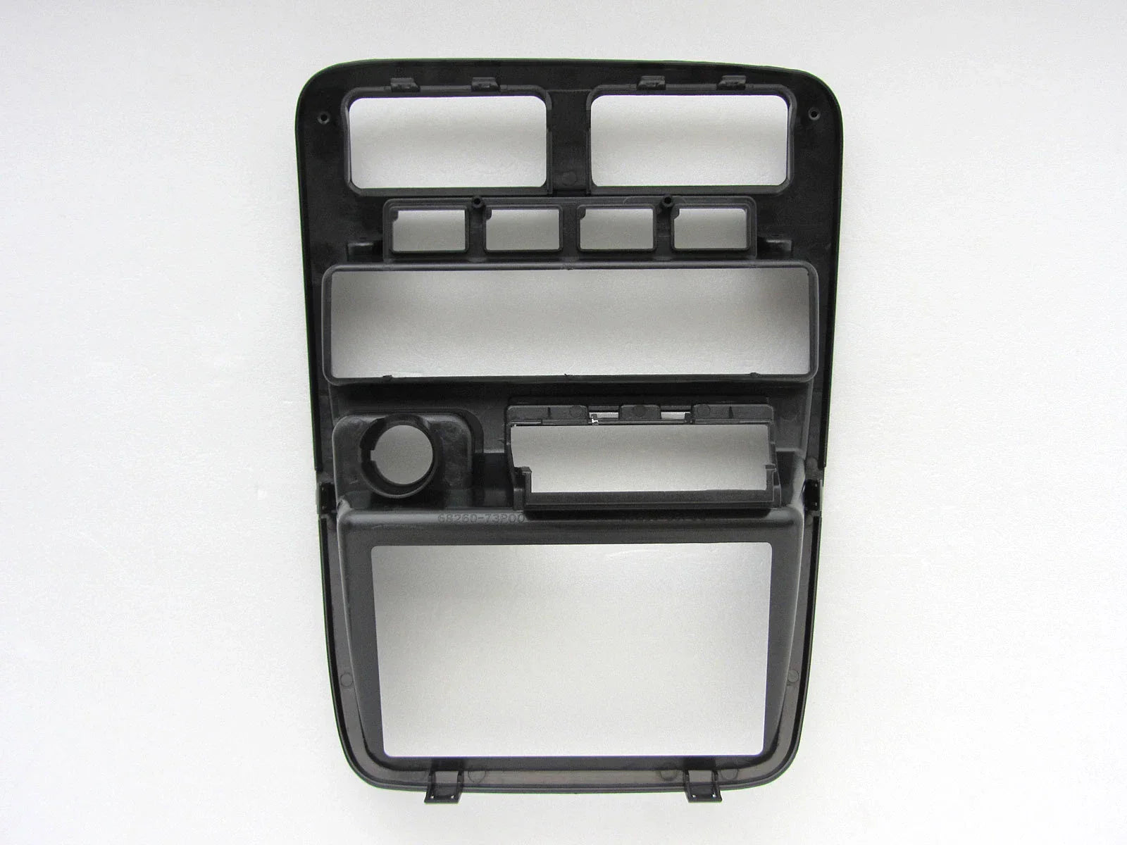 Radio Center Console for Nissan Navara D21 Hardbody D22 Frontier (1992-2005)