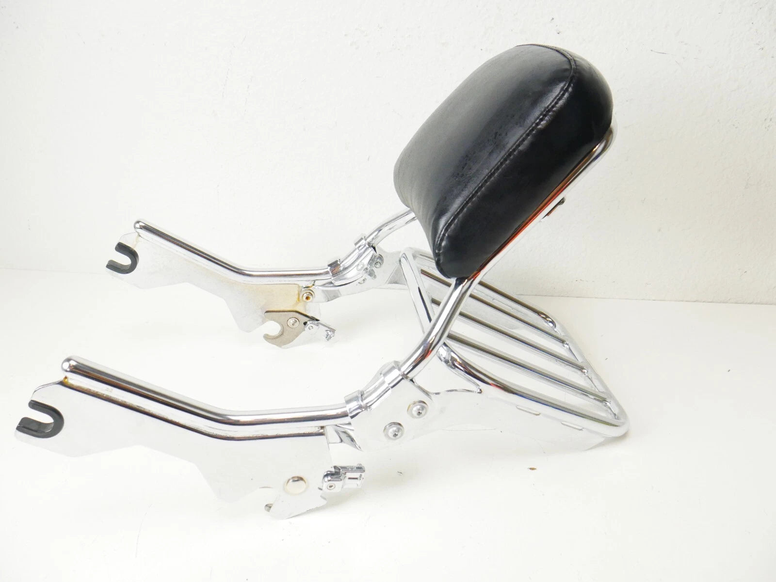 Sissy Bar Upright Short Chrome for Harley Davidson FXFB, FXFBS (2018–2022)